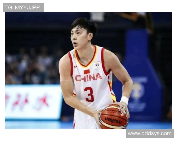 李慕豪：从篮球新星到职业生涯巅峰的奋斗历程与未来展望